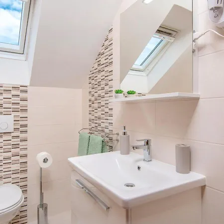 Сasa de vacaciones Holiday Home Loviste *