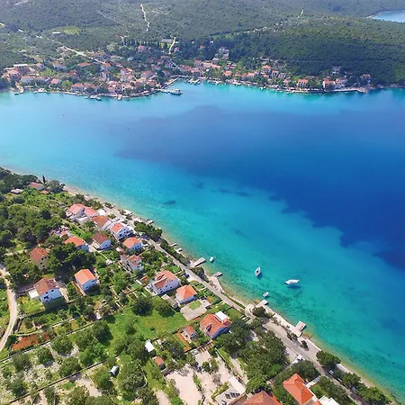 Holiday Home Loviste